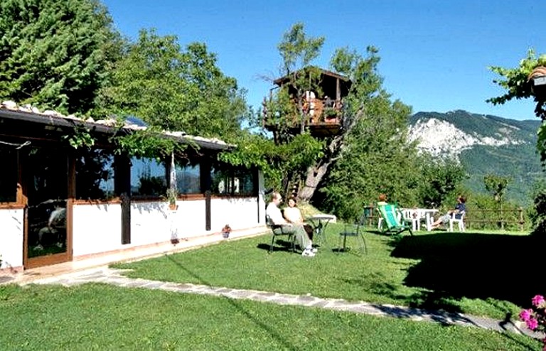Tree Houses (Corvara, Abruzzo, Italy)
