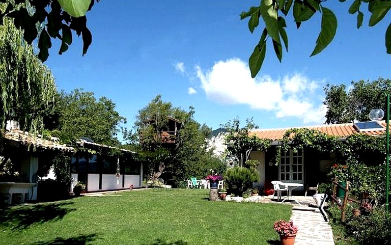 Tree Houses (Corvara, Abruzzo, Italy)