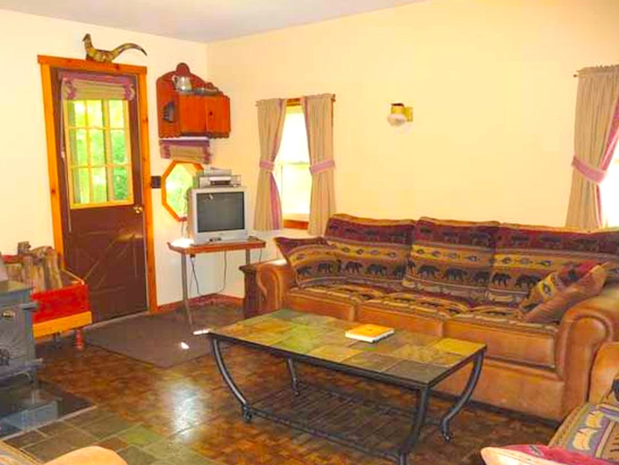 Cozy Vacation Cabin near Allegheny State Forest, Pennsylvania