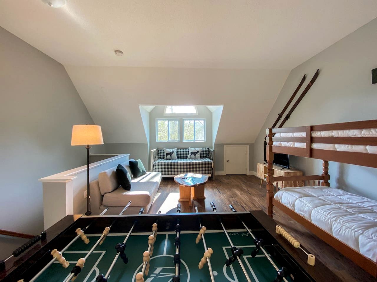 Cozy Vacation Rental with Direct Bike Path Access in North Conway, New Hampshire