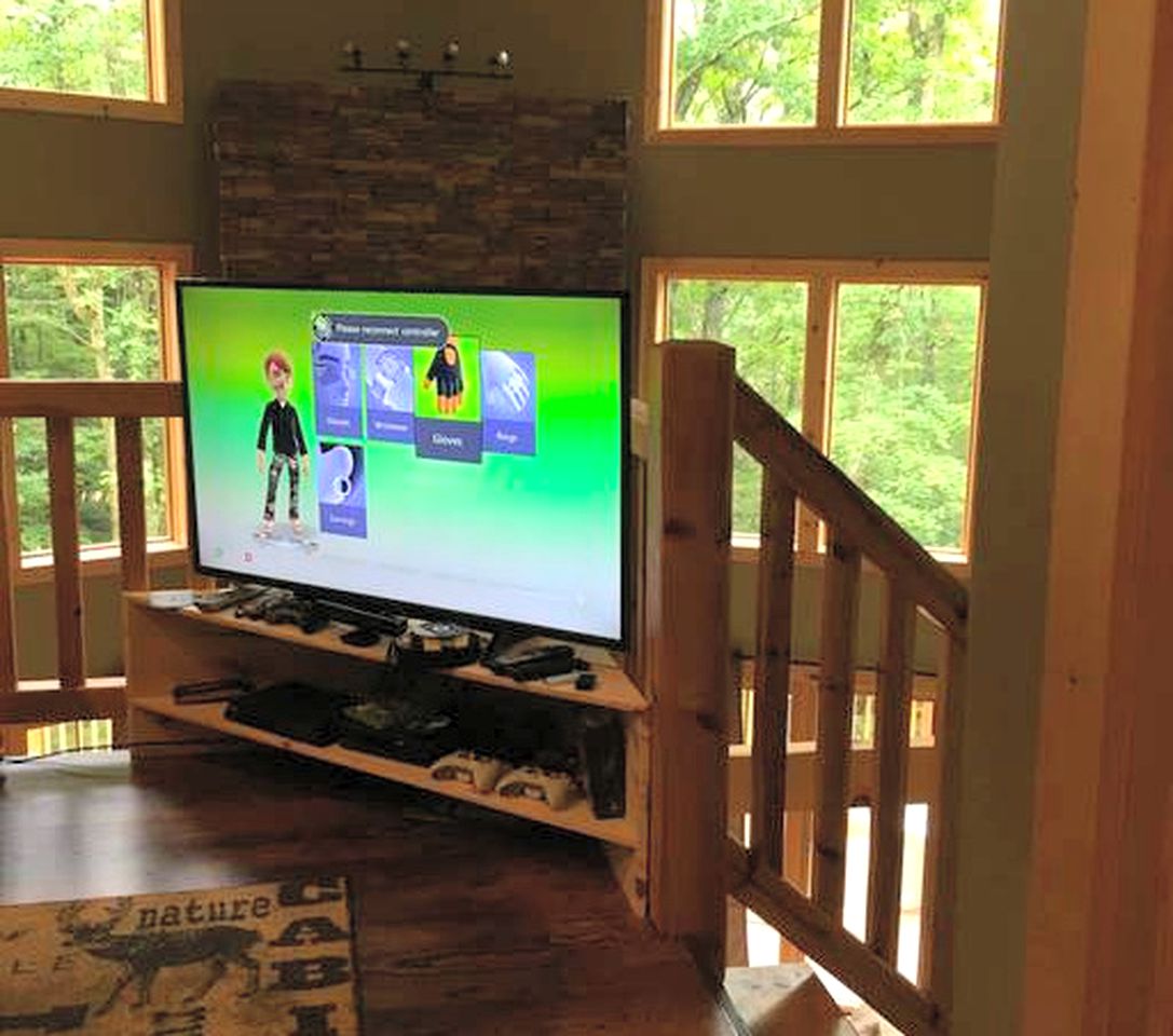 Cozy Vacation Rental for 10 with a Fire Pit in Jim Thorpe, Pennsylvania