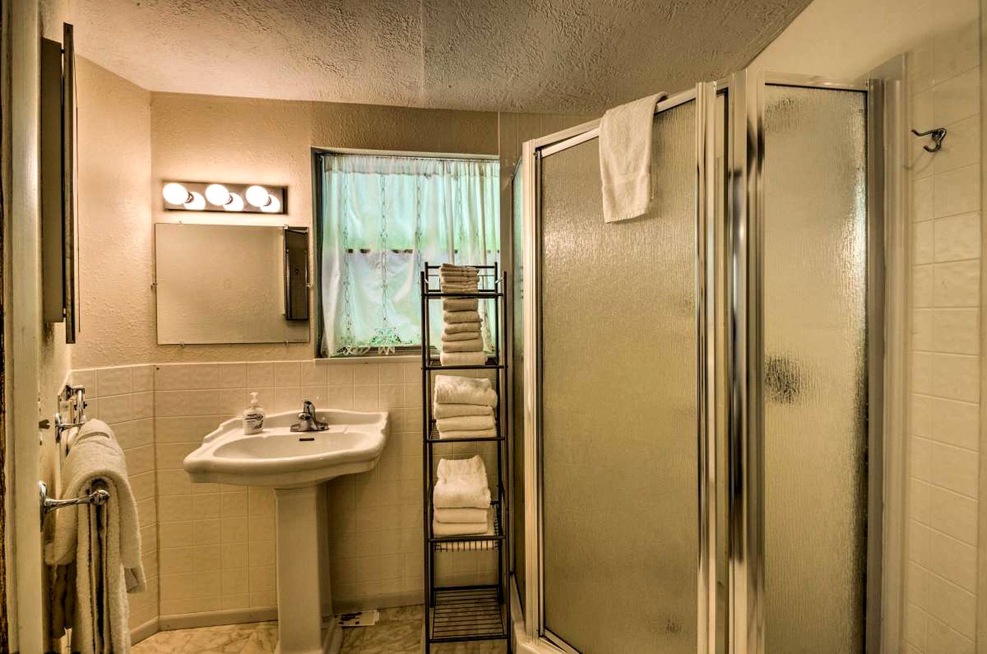 Cozy Vacation Rental for a Family Getaway near Asheville, North Carolina