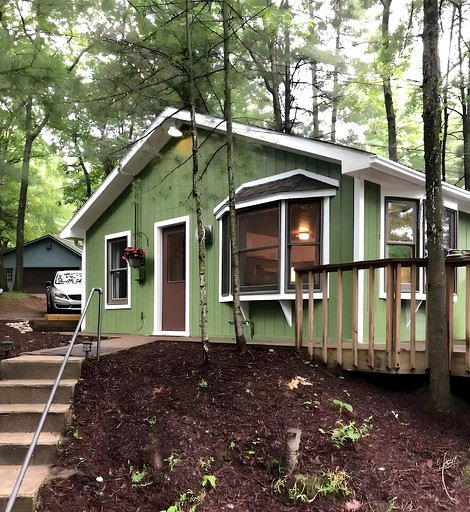 Cabins (United States of America, Traverse City, Michigan)