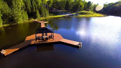 Adults Only Resort on Private Lake Perfect for Couples Getaway Close to Bancroft and Algonquin Park, Ontario, Canada photo 3