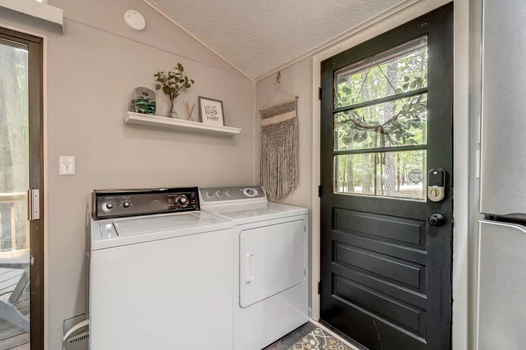 Cabins (United States of America, Hedgesville, West Virginia)