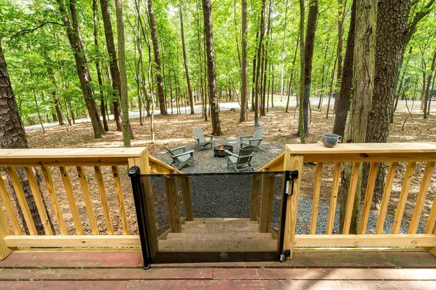 Cozy Cabin with Cute Gazebo and Fire Pit, near Sleepy Creek and Harpers Ferry National Historical Park, West Virginia