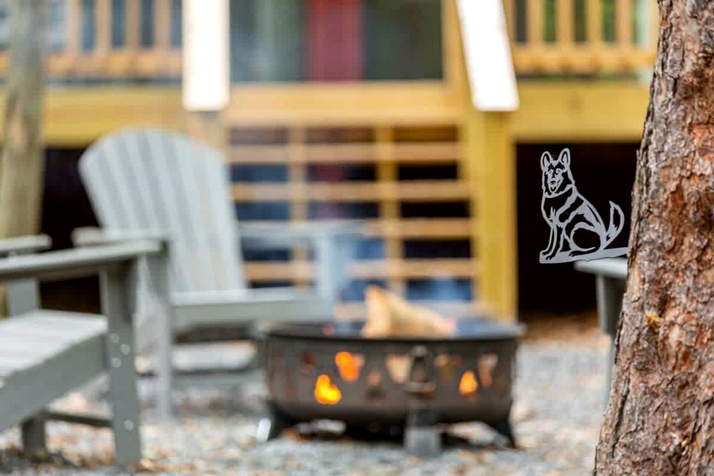 Cozy Cabin with Cute Gazebo and Fire Pit, near Sleepy Creek and Harpers Ferry National Historical Park, West Virginia