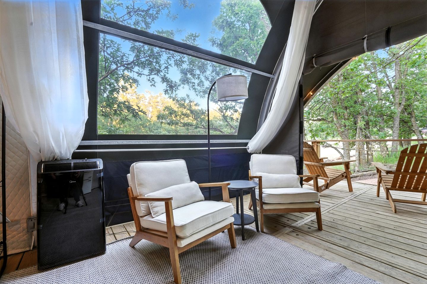 Secluded Boutique Glamping Retreat with Forest Views Near Mount Rushmore, Black Hills SD