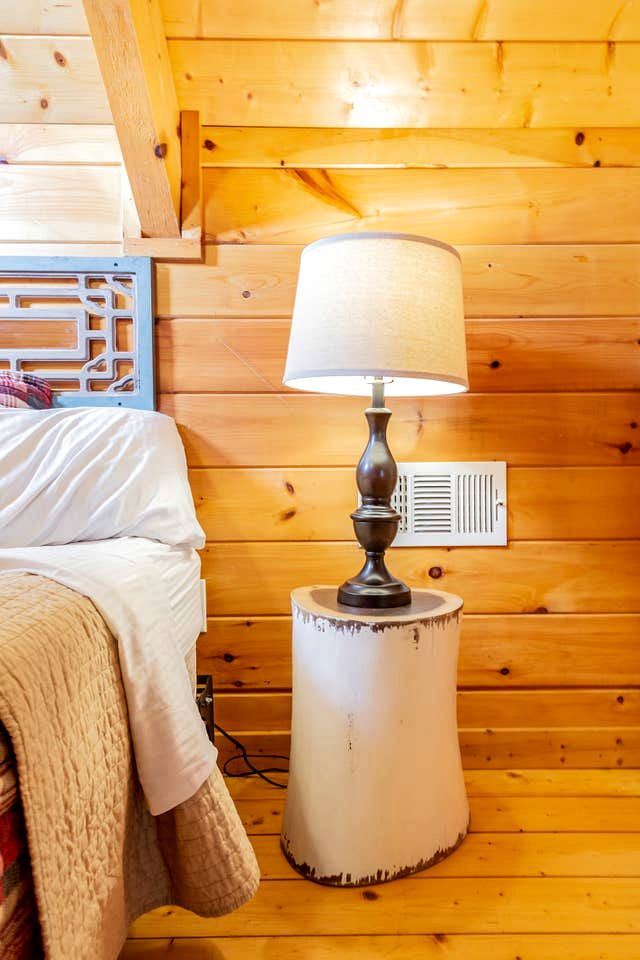 Cozy Wooden Cabin Nestled Amidst Trees in Sevierville, Tennessee