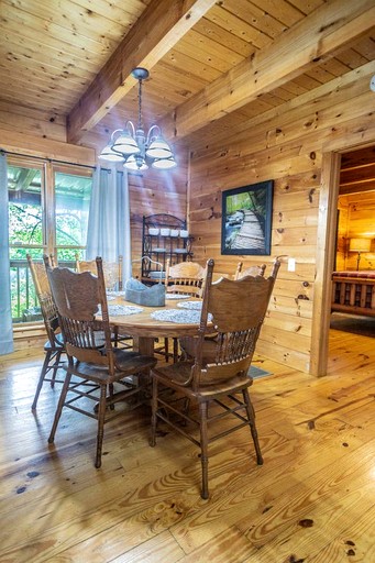 Cabins (United States of America, Sevierville, Tennessee)