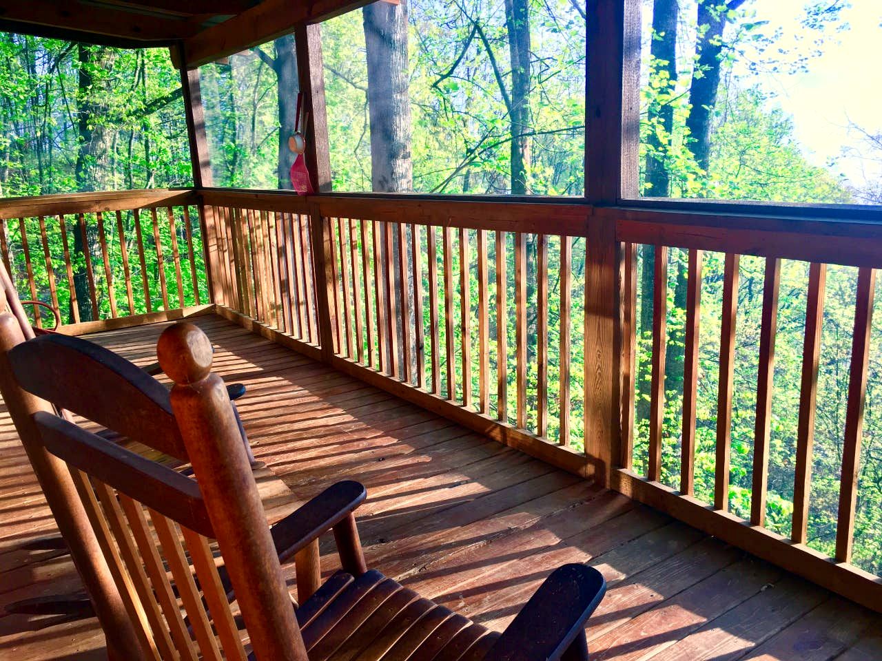 Cozy Wooden Cabin Nestled Amidst Trees in Sevierville, Tennessee
