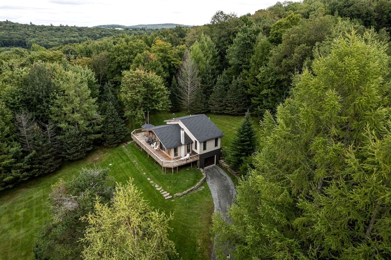 Cabins (United States of America, Franklin, New York)