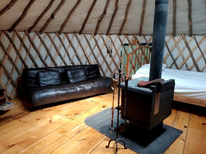 Yurts (United States of America, Chatham, New Hampshire)