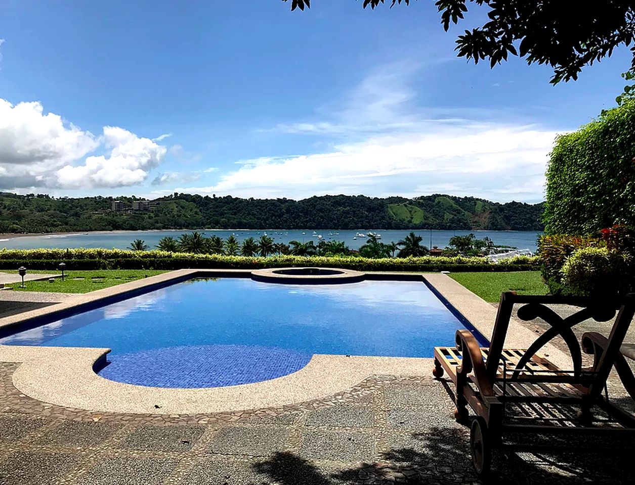 Deluxe Vacation Rental in an Exclusive Beach Resort near Jaco, Costa Rica