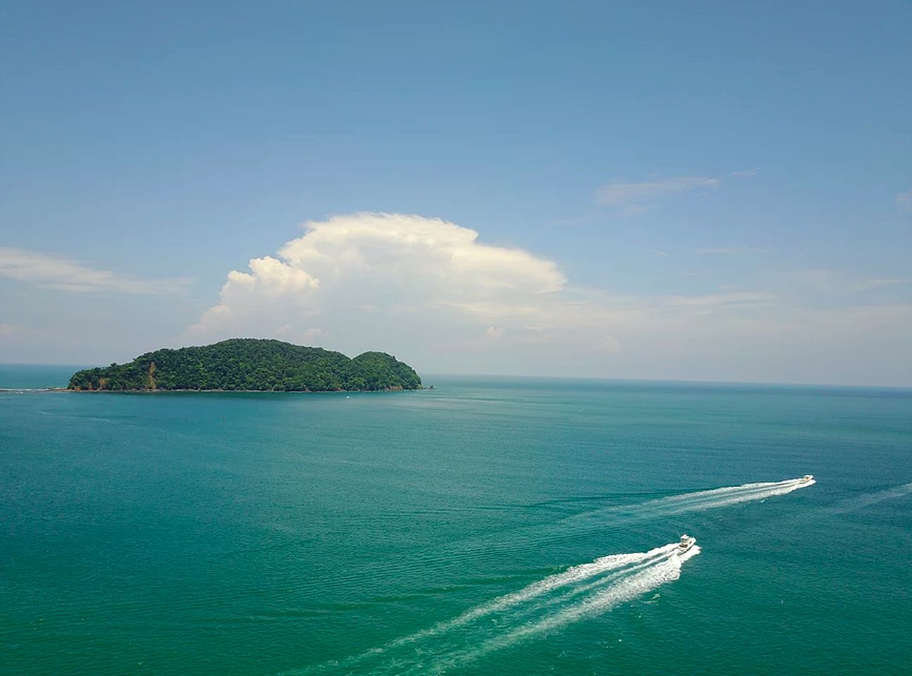 Luxurious Villa Rental for a Family-Friendly Escape in Los Suenos, Costa Rica