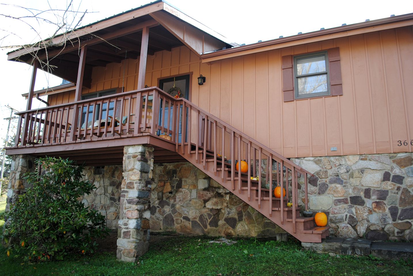 Historic Cabin in the Appalachian Mountains of Tazewell, Virginia