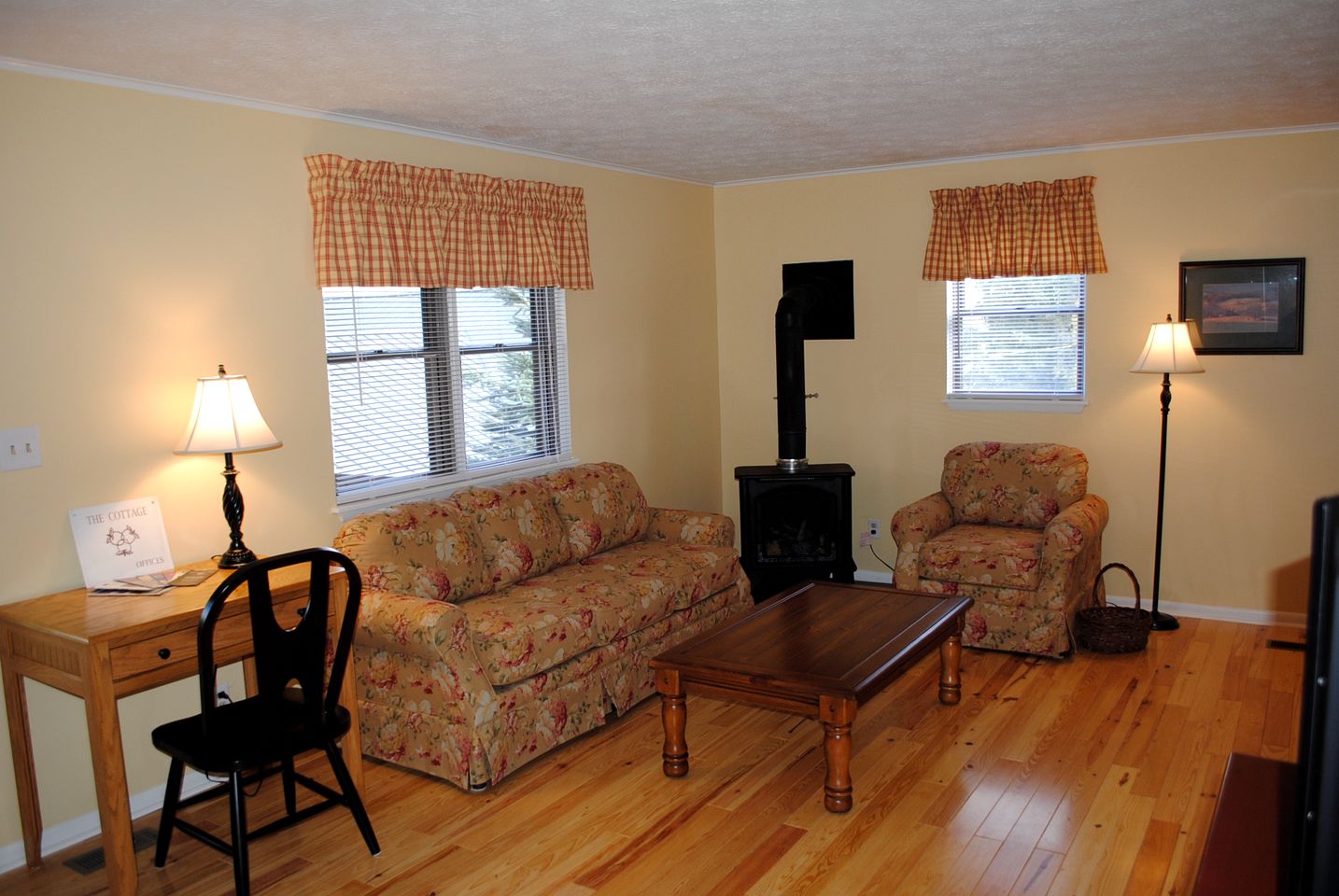Historic Cabin in the Appalachian Mountains of Tazewell, Virginia