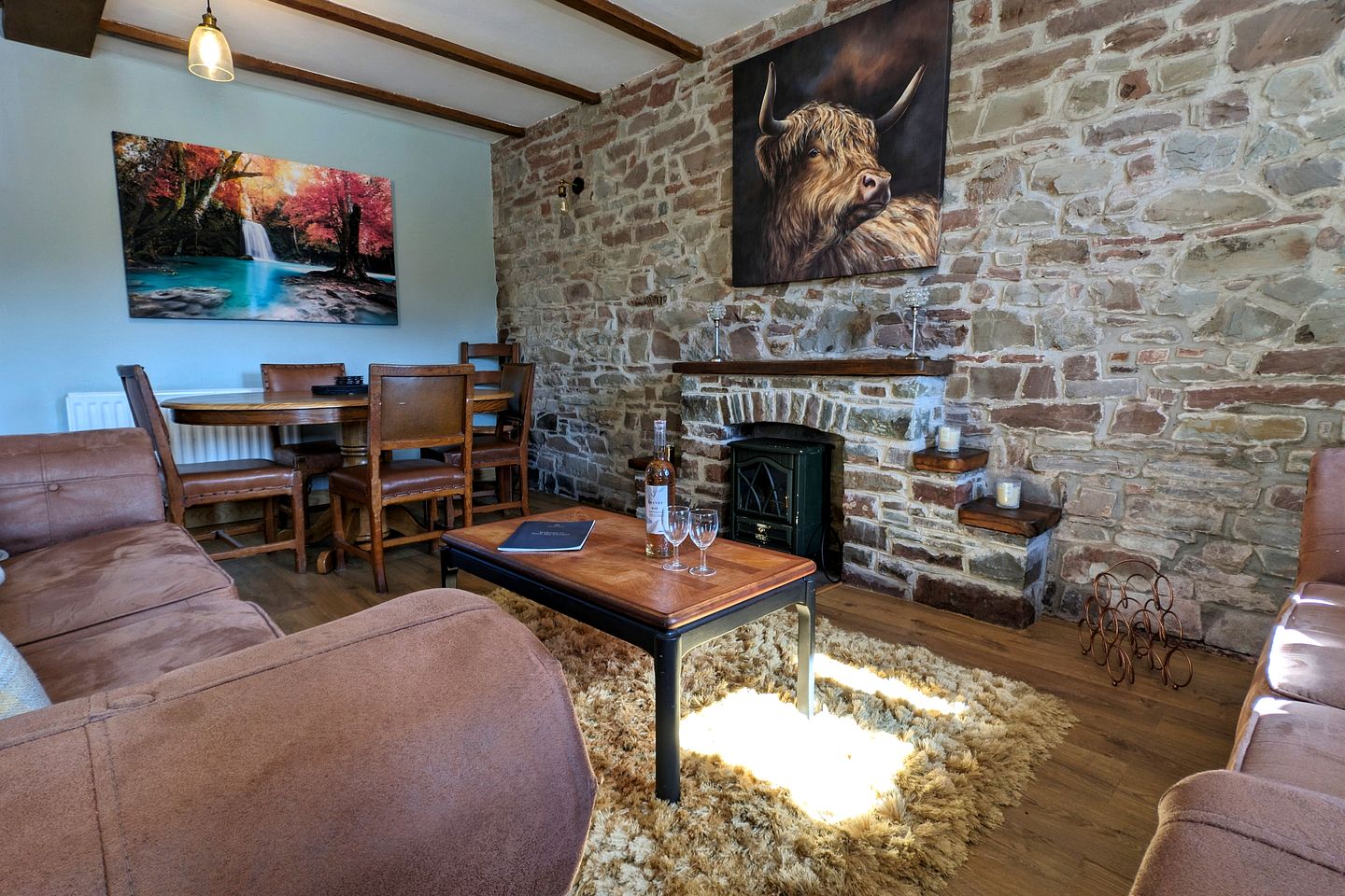 Beautiful Spacious Multi-Unit Rental for Large Groups for a Peaceful Getaway in the Brecon Beacons National Park, Wales