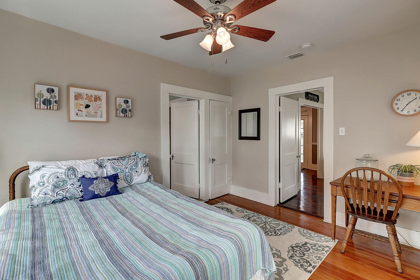 Fantastic Spacious Cottage with Private Garden Perfect for Families in Rockport, Texas