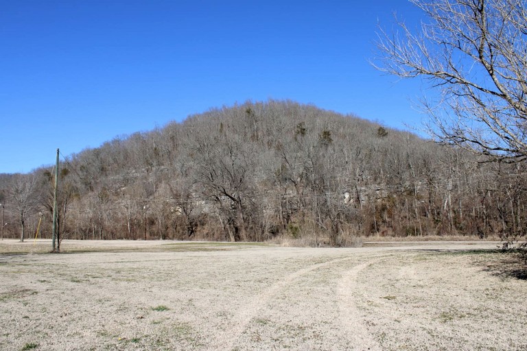 Cabins (United States of America, Guion, Arkansas)
