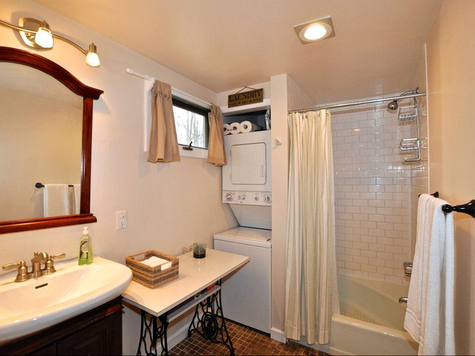 Cottages (Woodstock, New York, United States)