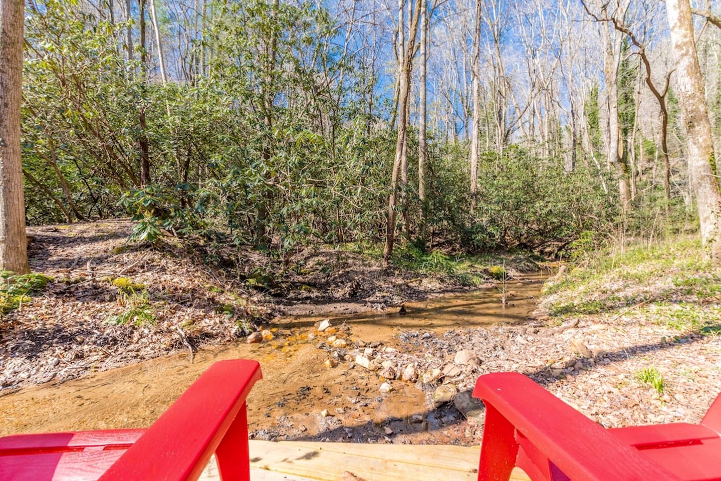 Creekfront Cabin Amazing for Families in Helen, Georgia