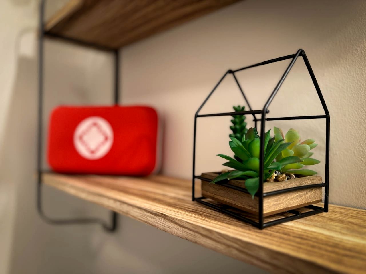 Creekfront Cozy Cottage with Games in North Conway, New Hampshire