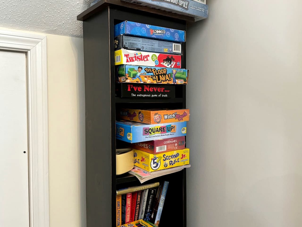 Creekfront Cozy Cottage with Games in North Conway, New Hampshire