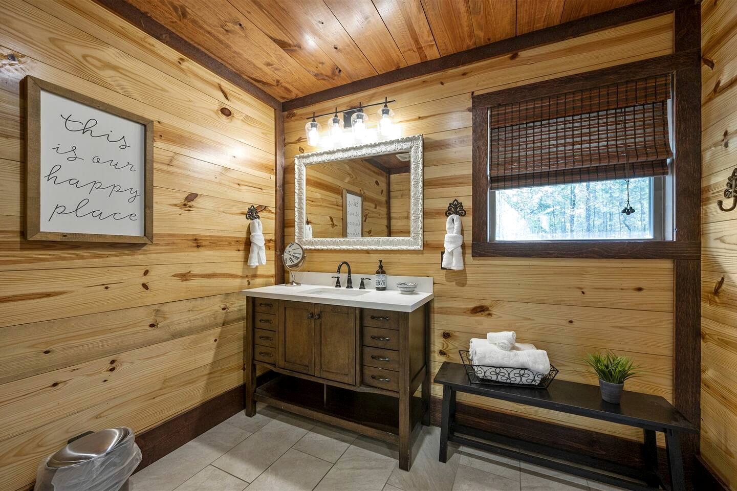 Creekside Cabin Perfect for Family Getaways in Broken Bow, Oklahoma