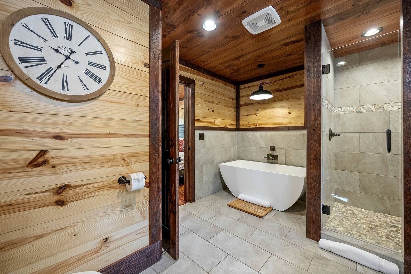 Creekside Cabin Perfect for Family Getaways in Broken Bow, Oklahoma