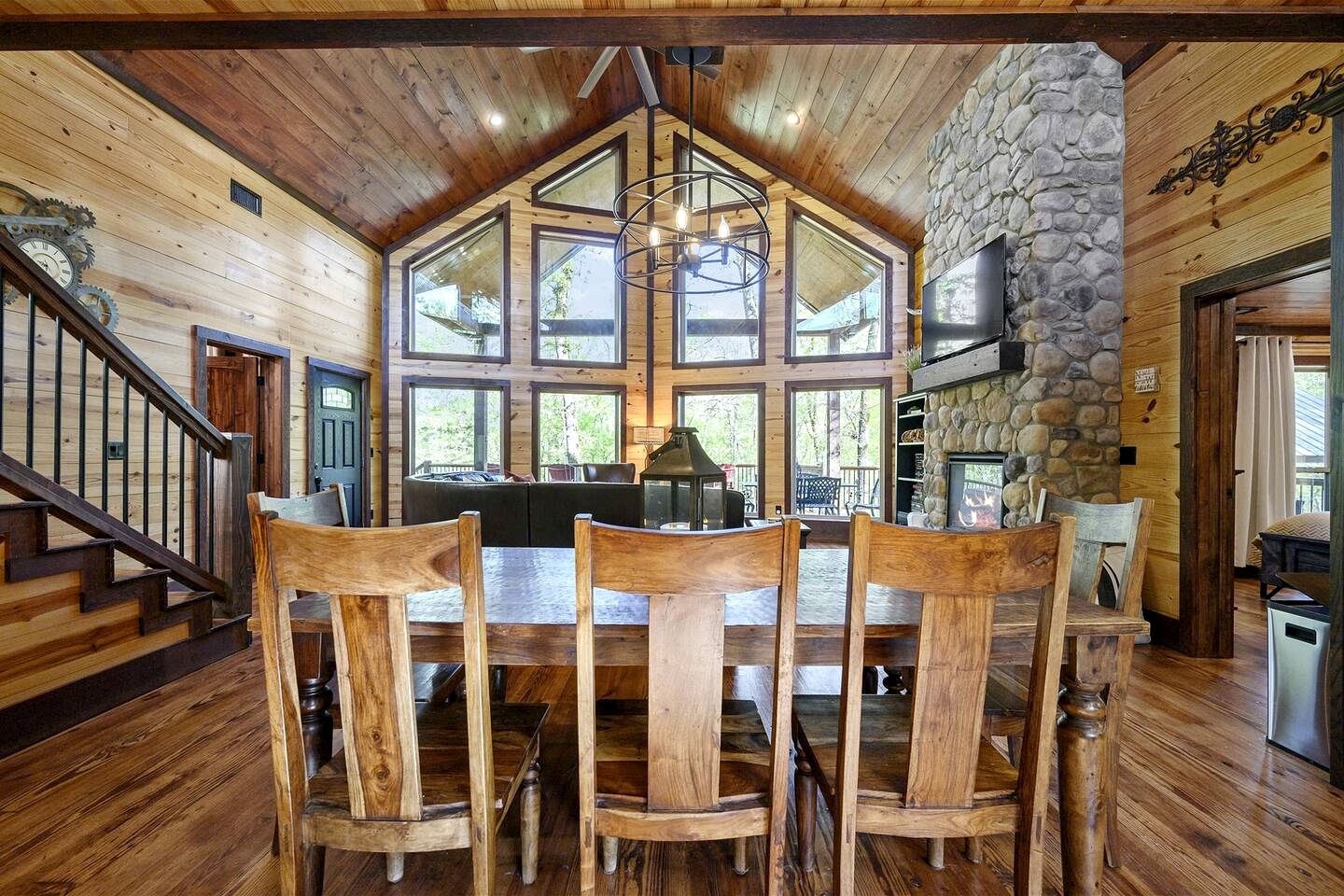 Creekside Cabin Perfect for Family Getaways in Broken Bow, Oklahoma