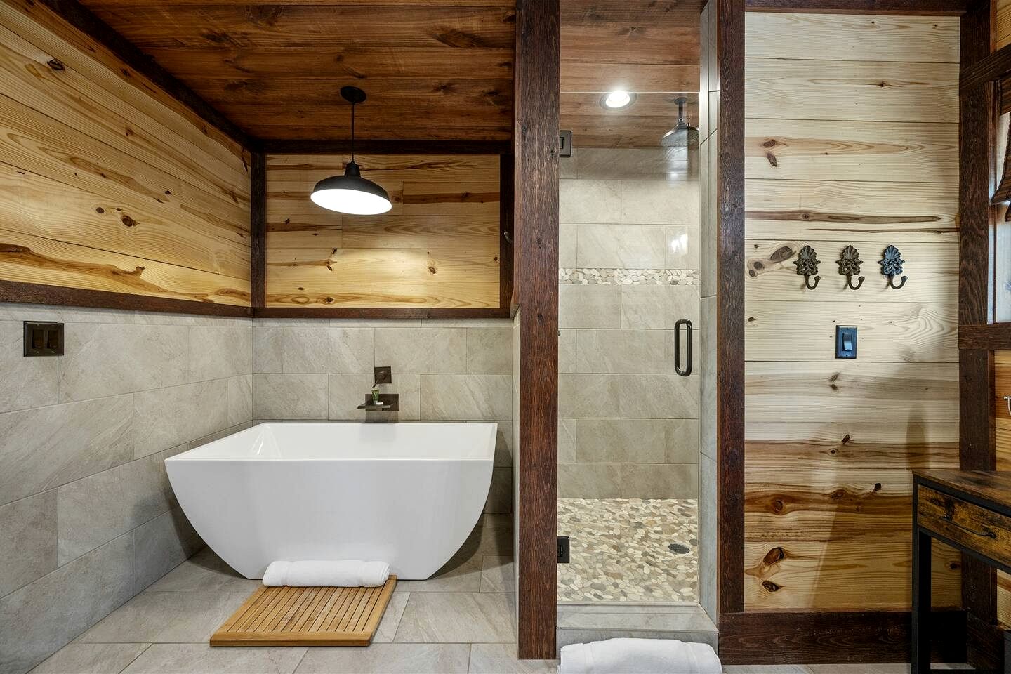 Creekside Cabin Perfect for Family Getaways in Broken Bow, Oklahoma
