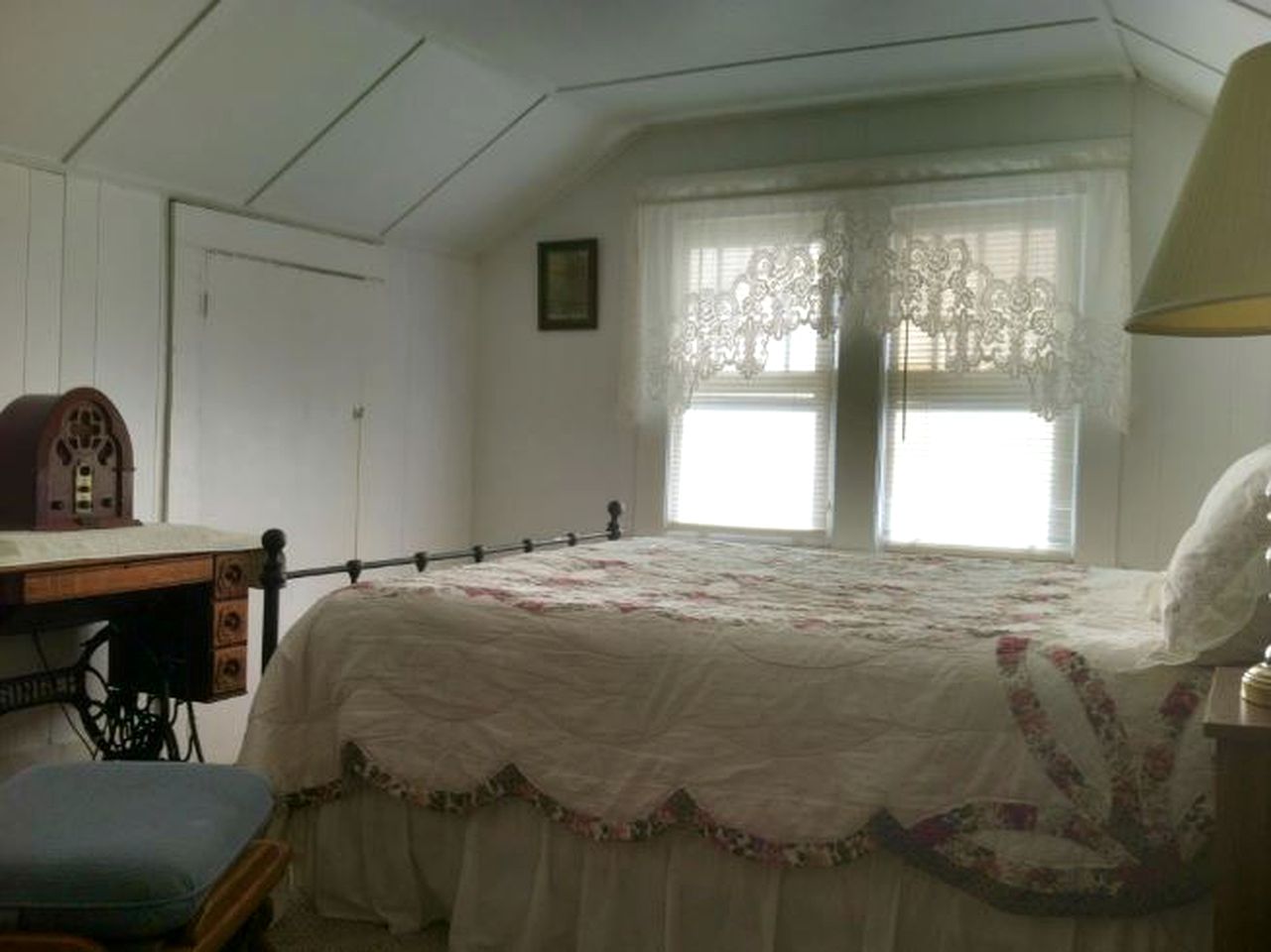 Luxury Cabin in the Trees for Large Groups near Asheville, North Carolina