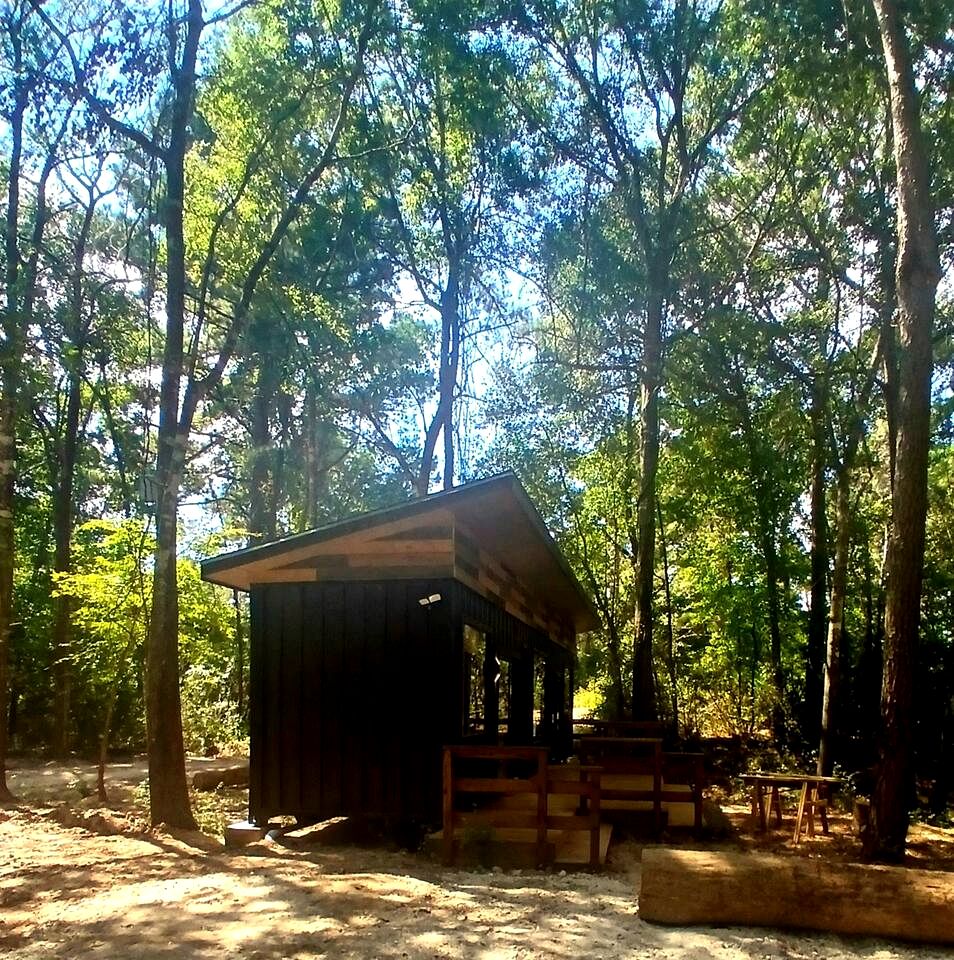 Secluded Container with BBQ for a Waterfront Retreat, Perfect for Fishing and Roasting S'Mores in Grimes County, Texas