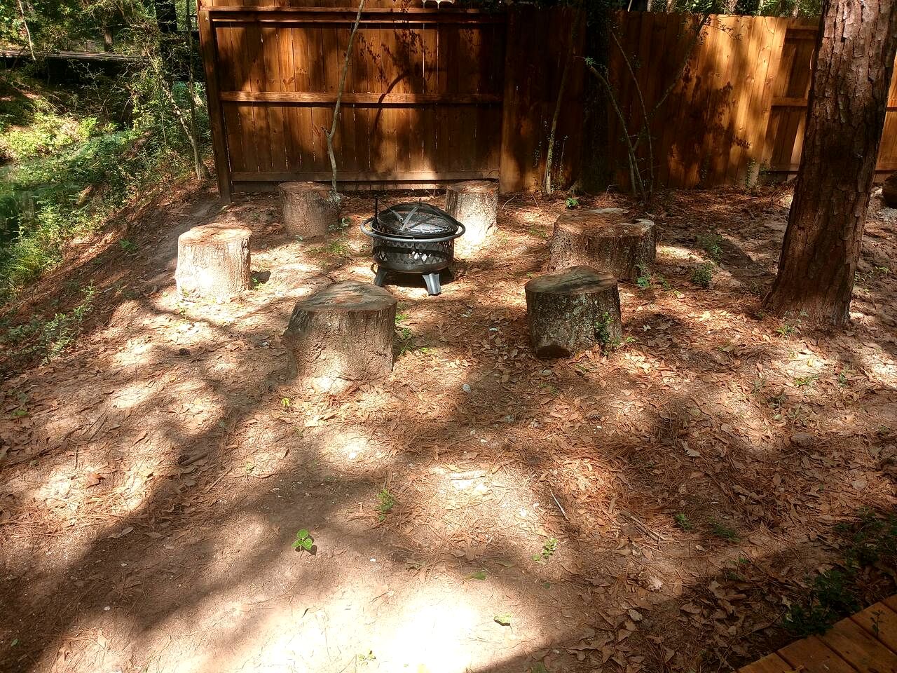 Secluded Container with BBQ for a Waterfront Retreat, Perfect for Fishing and Roasting S'Mores in Grimes County, Texas