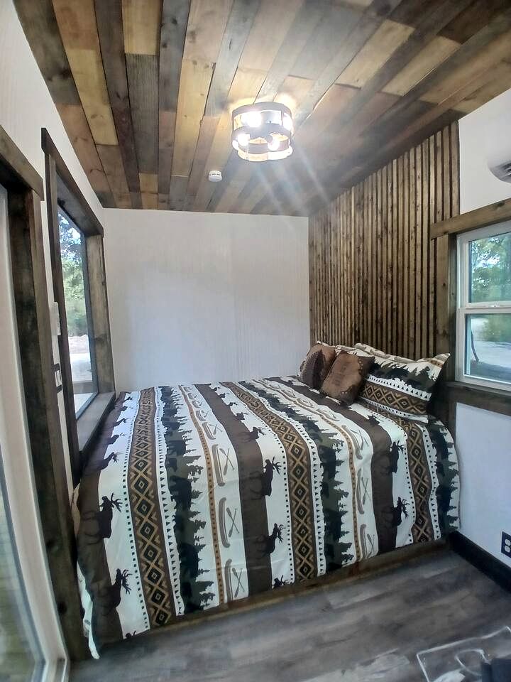 Secluded Container with BBQ for a Waterfront Retreat, Perfect for Fishing and Roasting S'Mores in Grimes County, Texas