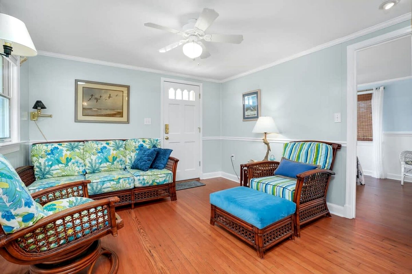 Creekside Cottage with Sunroom and Fire Pit - with Plenty of Outdoor Space Near Assateague Island in Chincoteague, VA