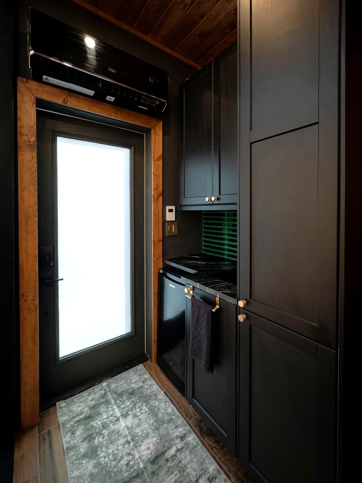 Luxurious Glass Tiny House with Sleek Interior Design for an Amazing Couples Getaway near Mars Hill, NC