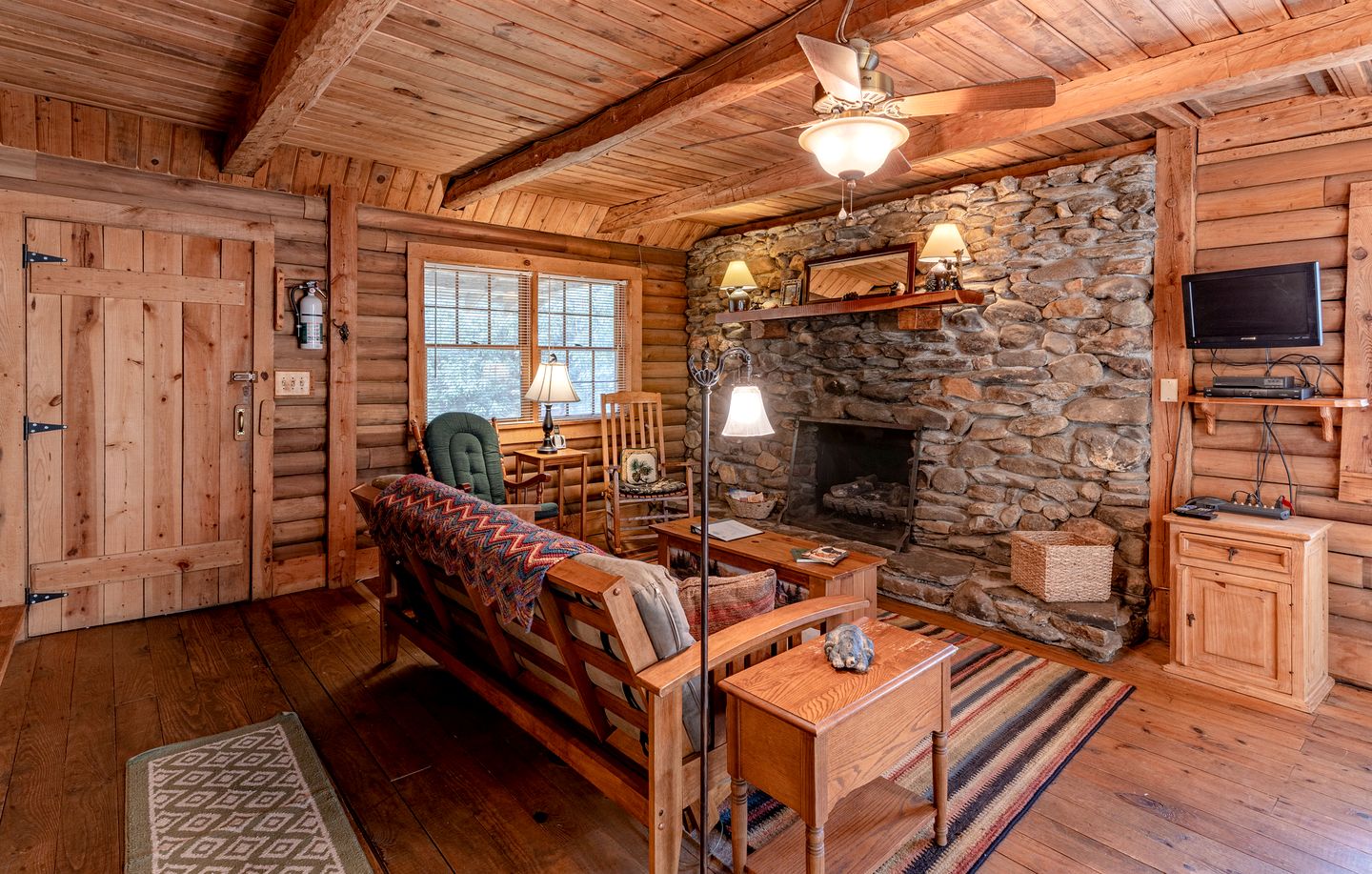 Creekside Family Cabin with Deck and BBQ in Topton, North Carolina