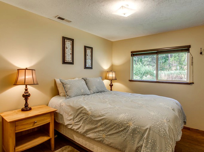 Cabins (Leavenworth, Washington, United States)