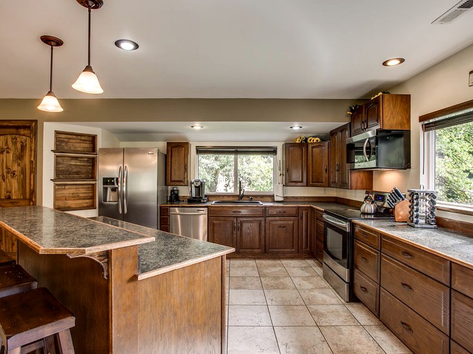 Cabins (Leavenworth, Washington, United States)