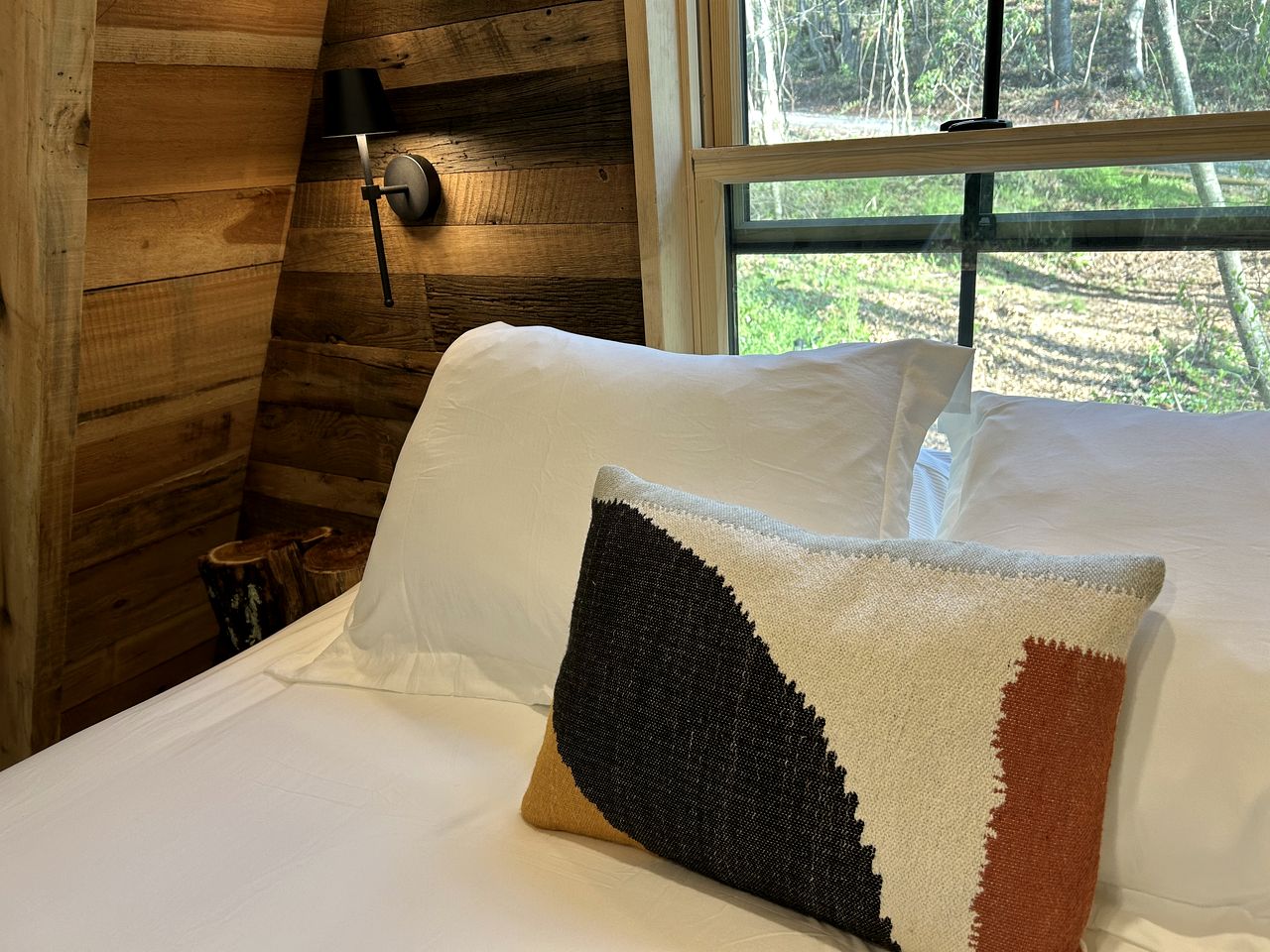 Secluded Off-Grid Cabin Retreat with Fire Pit & Sauna in Zirconia, North Carolina