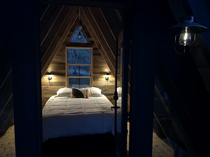 A-Frames (United States of America, Zirconia, North Carolina)