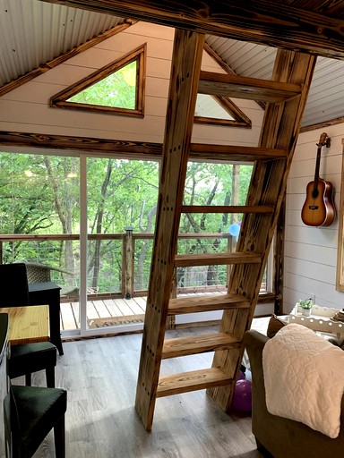 Tree Houses (United States of America, Forestburg, Texas)