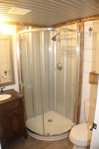 Tree Houses (United States of America, Forestburg, Texas)