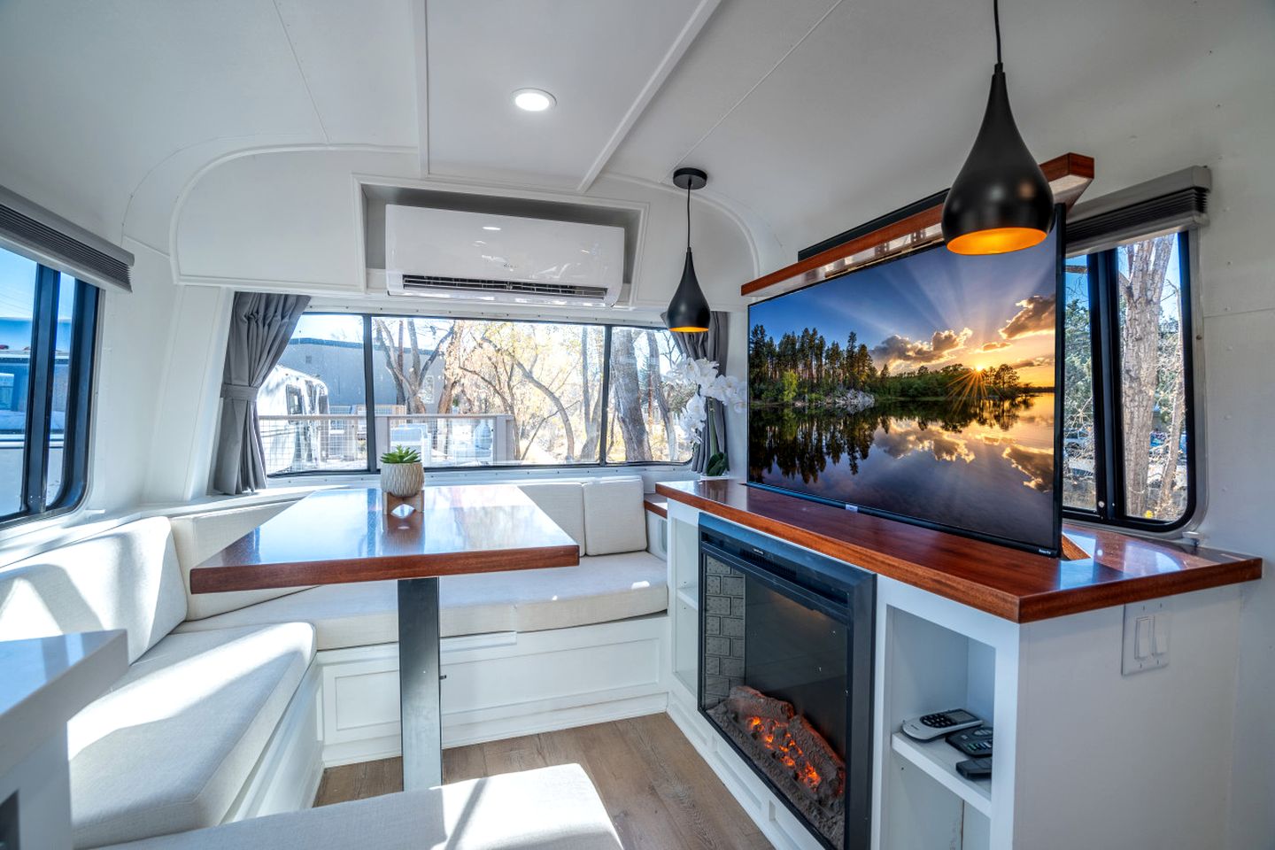 Airstream Escape Near Granite Creek in Prescott, Arizona