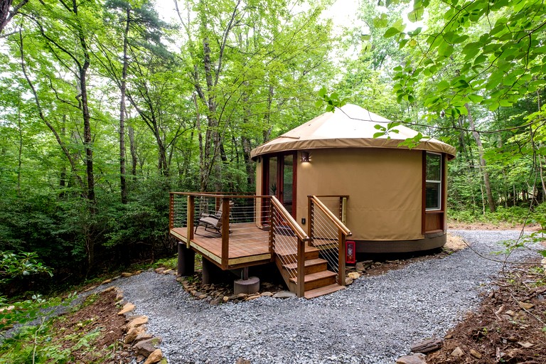 Enchanting Yurt Haven near Pisgah National Forest in North Carolina