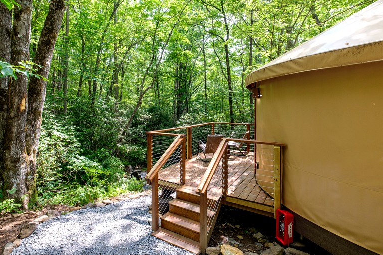 Yurts (United States of America, Balsam Grove, North Carolina)