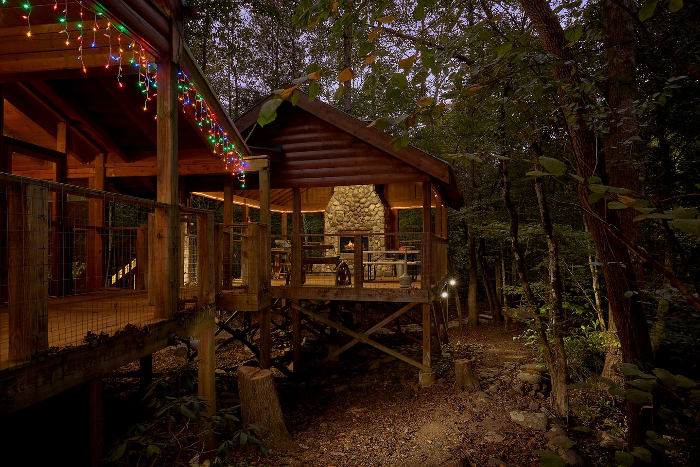 Creekside Tennessee Cabin Rental for Great Smoky Mountains Getaways