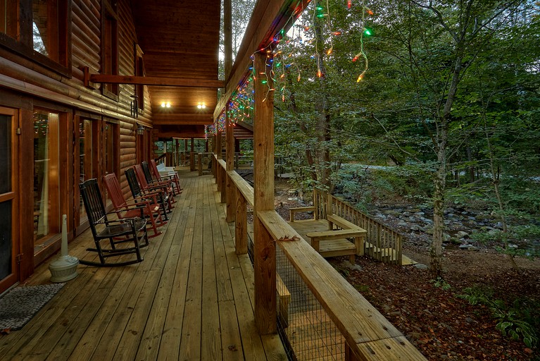 -- (United States, Gatlinburg, Tennessee)